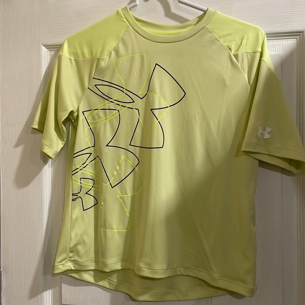 Boys under armour shirt